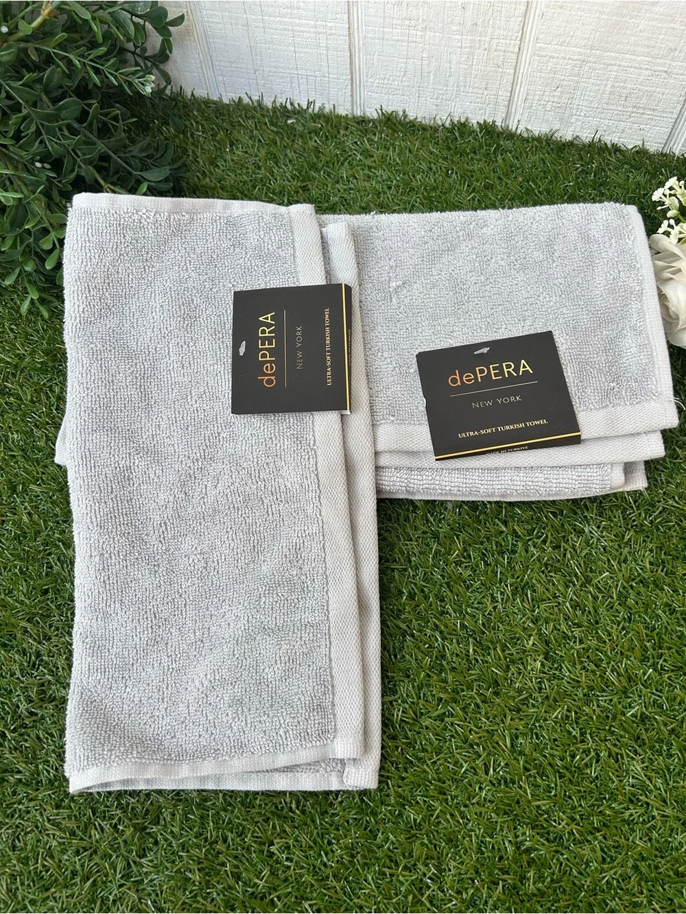 De pera 4 = Hand Towel - pure soft wash 12”x12” silver New